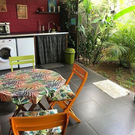 Un Bungalow Au Paradis Saint Pierre Exterior foto